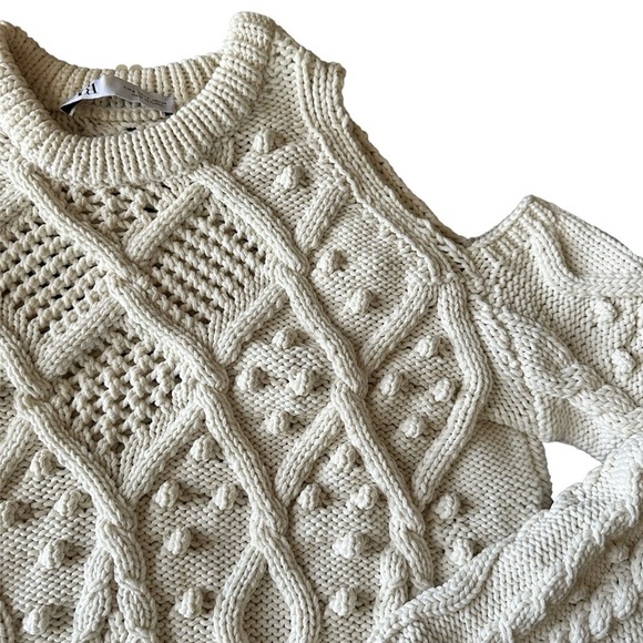 Zara Sweater Cable Knit Cold Shoulder Pom Pom Ecru Small - Picture 3 of 5